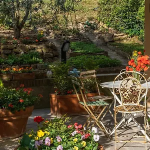  Apartment Poliflora